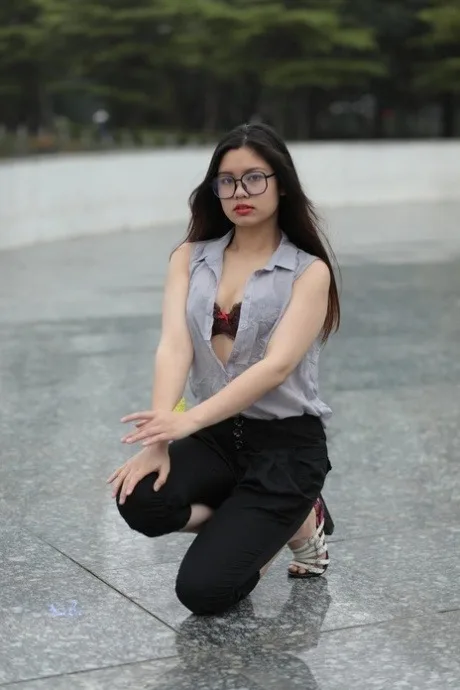 Khám phá: Đụ Nát Lồn Bằng App BDSM header image